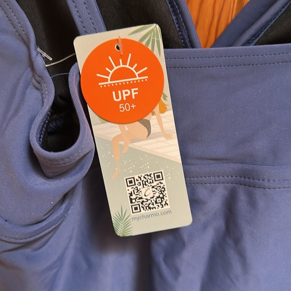 NWT! One Piece Swimsuit - Picture 6 of 8